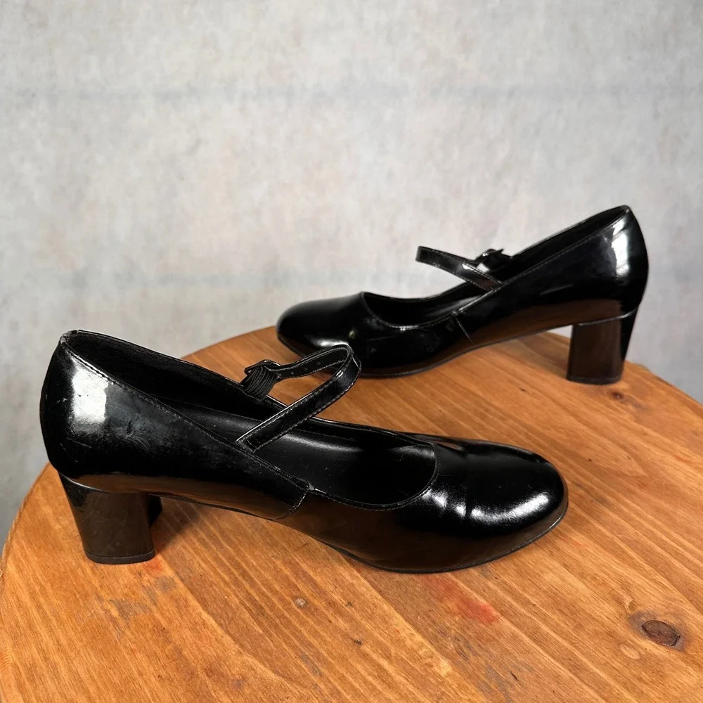 Funtasma Mary Jane Heels Women Size 8 Black Good Patent Block Heel Pump